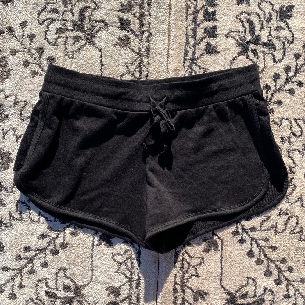 Black Dolphin Shorts ⚡️